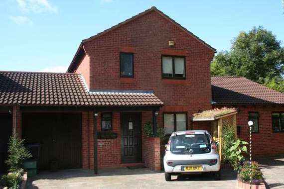 3 Bedroom Detached h...